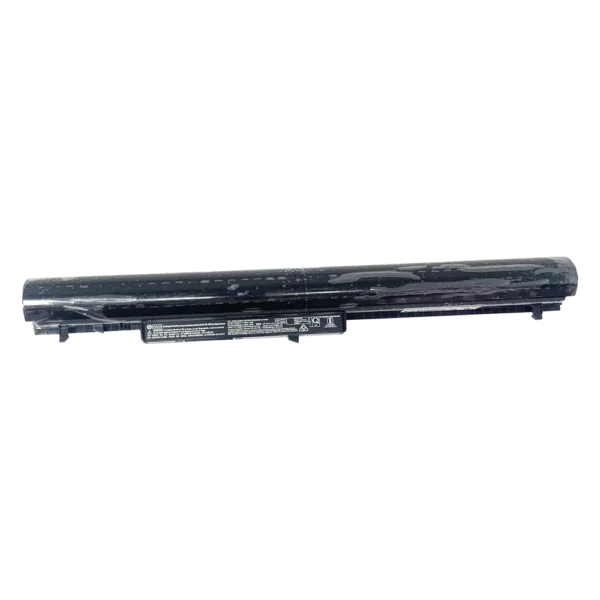 HP Original 4 Cell 14.6V 41WHr Laptop Battery for Pavilion 14, 15 Series HP Original 4 Cell 14.6V 41WHr Laptop Battery for Pavilion 14